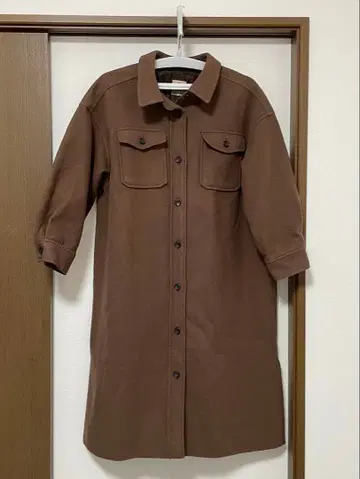 브라운 롱 코트