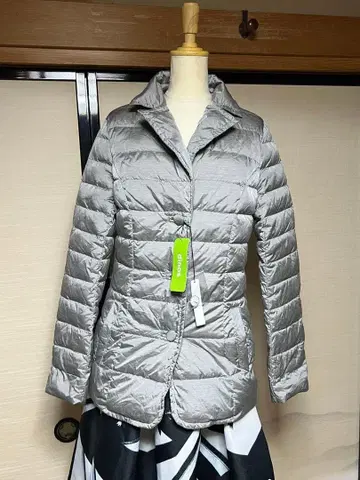 rule 미사용품 실버 다운 자켓 버튼 포함 사이즈 S