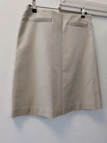 M-PREMIER 베이지 타이트 스커트 36