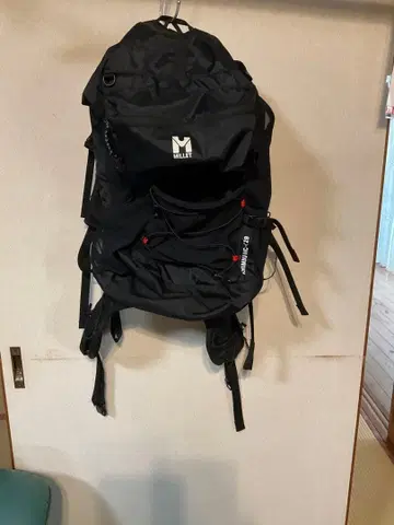 MILLET 다기능 백팩 블랙