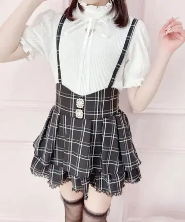 MA*RS 비쥬 장식 이단 프릴 치마바지