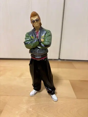 크로우즈 보우야 하루미치 피규어 그린 블랙 자켓 캐릭터