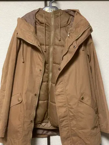 브라운 후드 부착 마운틴 후드티