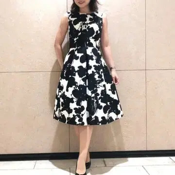 엠프리미어 블랙 원피스 1회 착용 새상품급 정가 38,500엔