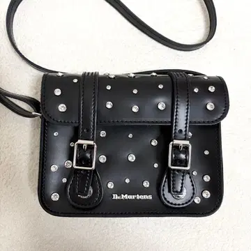 [컨디션 최상 콜라보] Dr.Martens 스와로브스키 사첼백