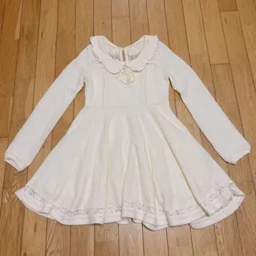 리즈리사 니트 원피스 화이트