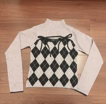 RETRO GIRL 가슴 트임 니트탑