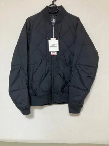 유니클로 리사이클 하이브리드 다운 자켓 화이트 마운티니어링 M