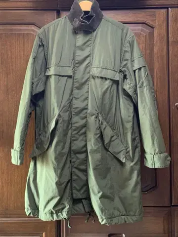 WATER PROOF NYLON STAND COAT