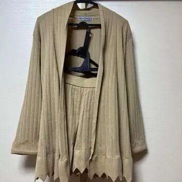 니트 셋업 가디건 숏팬츠 큐롯 울 혼방 베이지