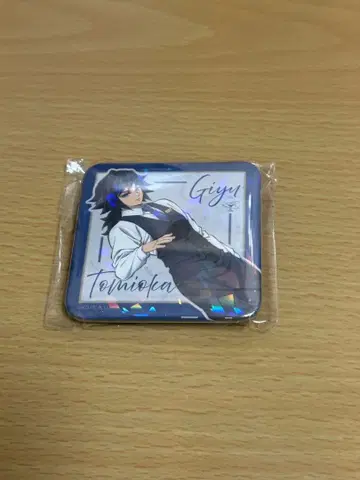 토미오카 기유 글리터 캔뱃지