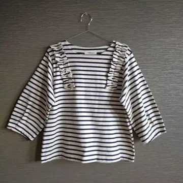 tumugu 쓰무쿠 보더 프릴 긴팔 풀오버 네이비