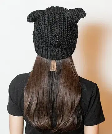 카시라 고양이 귀 달린 블랙 니트 모자