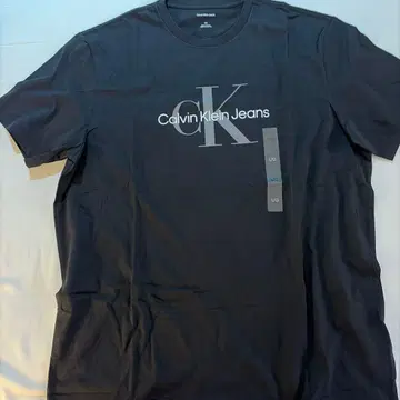 Calvin Klein Jeans 블랙 T셔츠 L/G