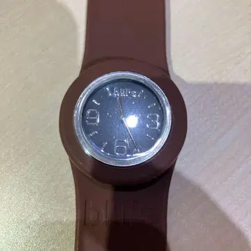 bills watch 브라운 고무 벨트 시계