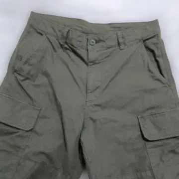 유니클로 카고 팬츠 올리브