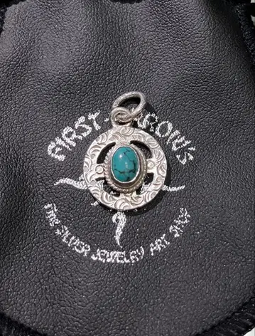 [ 새상품급 ] 퍼스트 애로우즈 터콰이즈 장식 메디슨 휠 탑