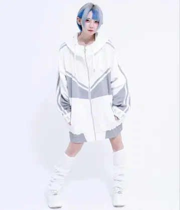 REFLEM 트윌 절개 하이넥 후드티