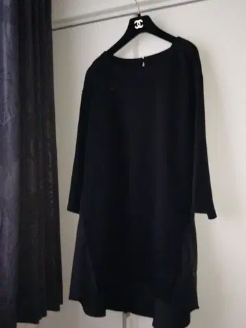 새상품급 레리안 이소재 절개 튜닉 빅 사이즈