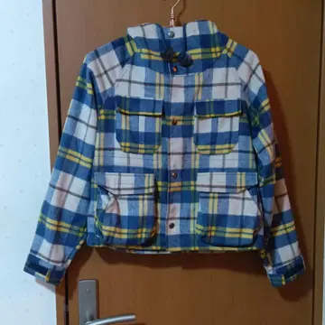 빔즈 보이 후드 부착 체크 무늬 크롭 코트