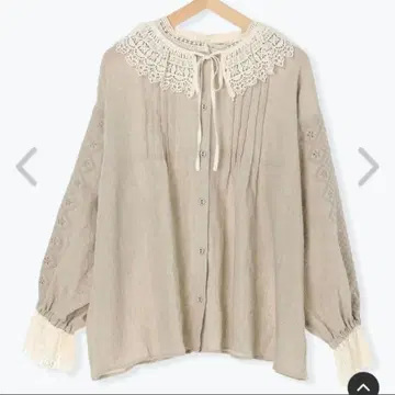 자수와 레이스 멀티 블라우스