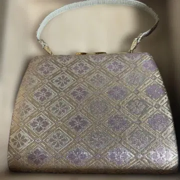 일본 의류용 가방 금색과 보라색 무늬