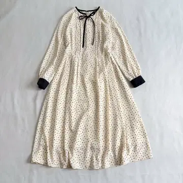 *새상품급 [ 매킨토시 철학 ] 도트 프론트 리본 원피스 36