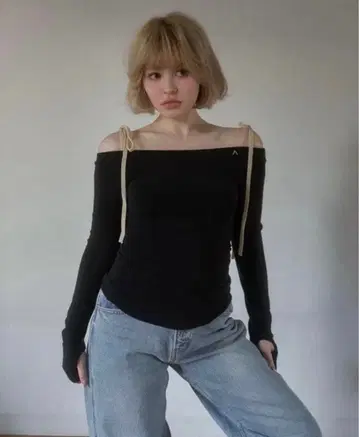 ANDMARY Velour ribbon tops