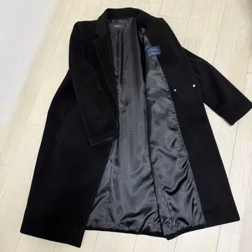 SALE 컴시즘 이탈리아 원단 캐시미어 혼방 체스터 코트 블랙