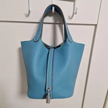 큐브 백 천연 가죽 스카이블루 핸드백 S 사이즈