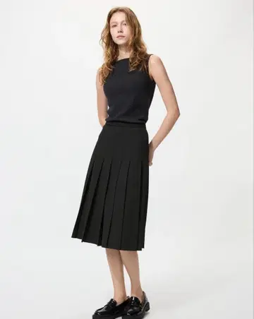 [유니클로] 와이드 플리츠 미디 스커트 블랙 L 사이즈