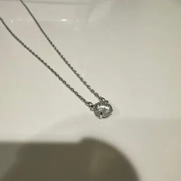 스와로브스키 싱글 볼 다이아풍 목걸이