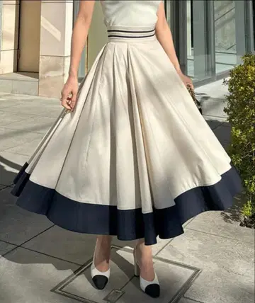 jenne 턱 엘레강트 배색 스커트 M