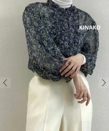 플로럴 프린트 프론트 프릴 블라우스