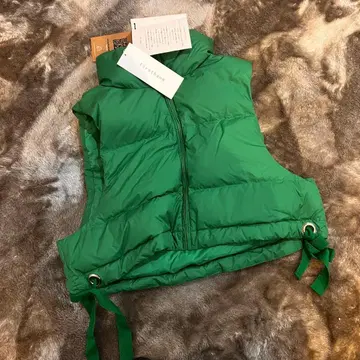 새상품 FIRST DOWN 그린 다운 베스트