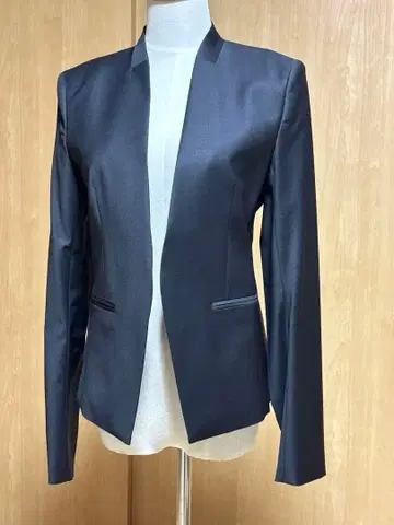 theory 테일러드 자켓 노카라 긴팔 L 사이즈