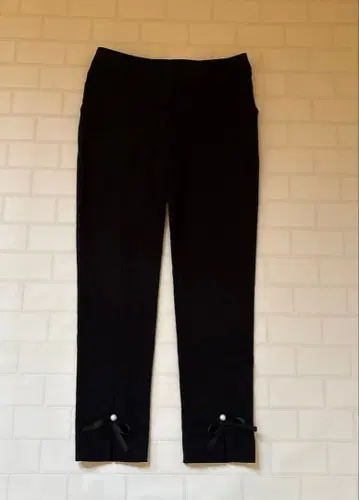 M'S GRACY 크롭 팬츠 2025