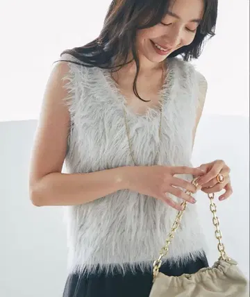 새상품 La boutique BonBon 퍼 베스트