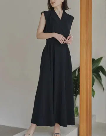 더블 새틴 테일러드 플레어 원피스 블랙 S