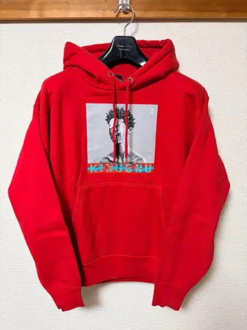 KING GNU [ 화이트 ] 아트 프린트 후드 부착 맨투맨