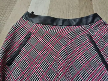 UNTITLED 체크 무늬 플레어 스커트 사이즈 2