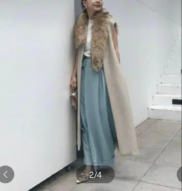 새상품급! 아메리빈티지 비대칭 퍼 베스트 코트