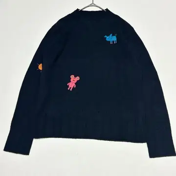 새상품급 알베로베로 돼지 자수 모크넥 니트 긴팔 스웨터 모티브