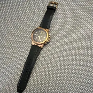 MICHAEL KORS 골드 블랙 시계