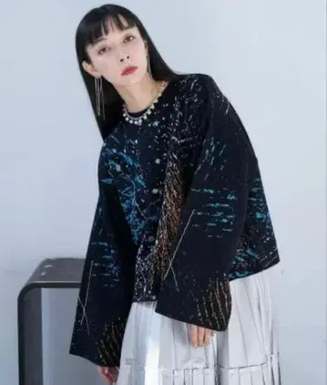 HARE 하레 페인트 모티브 니트 올 패턴 블랙