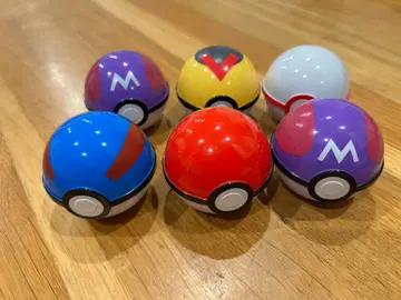 포켓몬 볼 세트 미니 피규어 포함