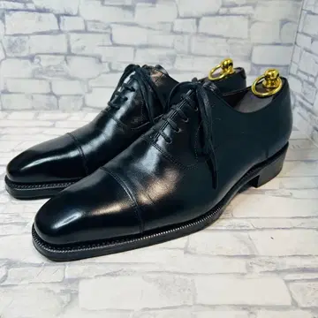 컨디션 최상 BARNEYS NEW YORK 스트레이트 팁 블랙 24cm