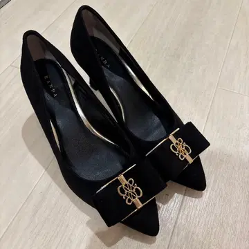 RANDA 블랙 스틸레토 펌프스 23.5cm