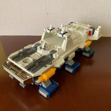 반다이 울트라맨 가이아 공중모함 기지 에리얼 베이스