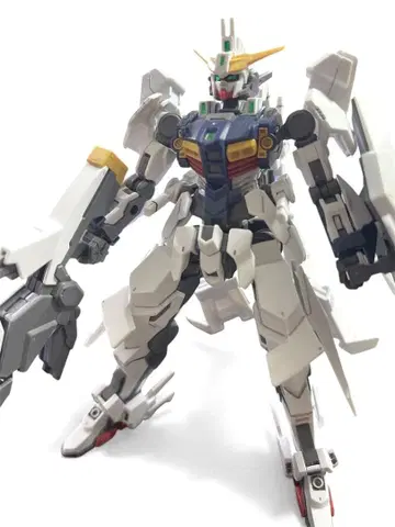 건담 프라모델 HG 건담 지리우스 완성품